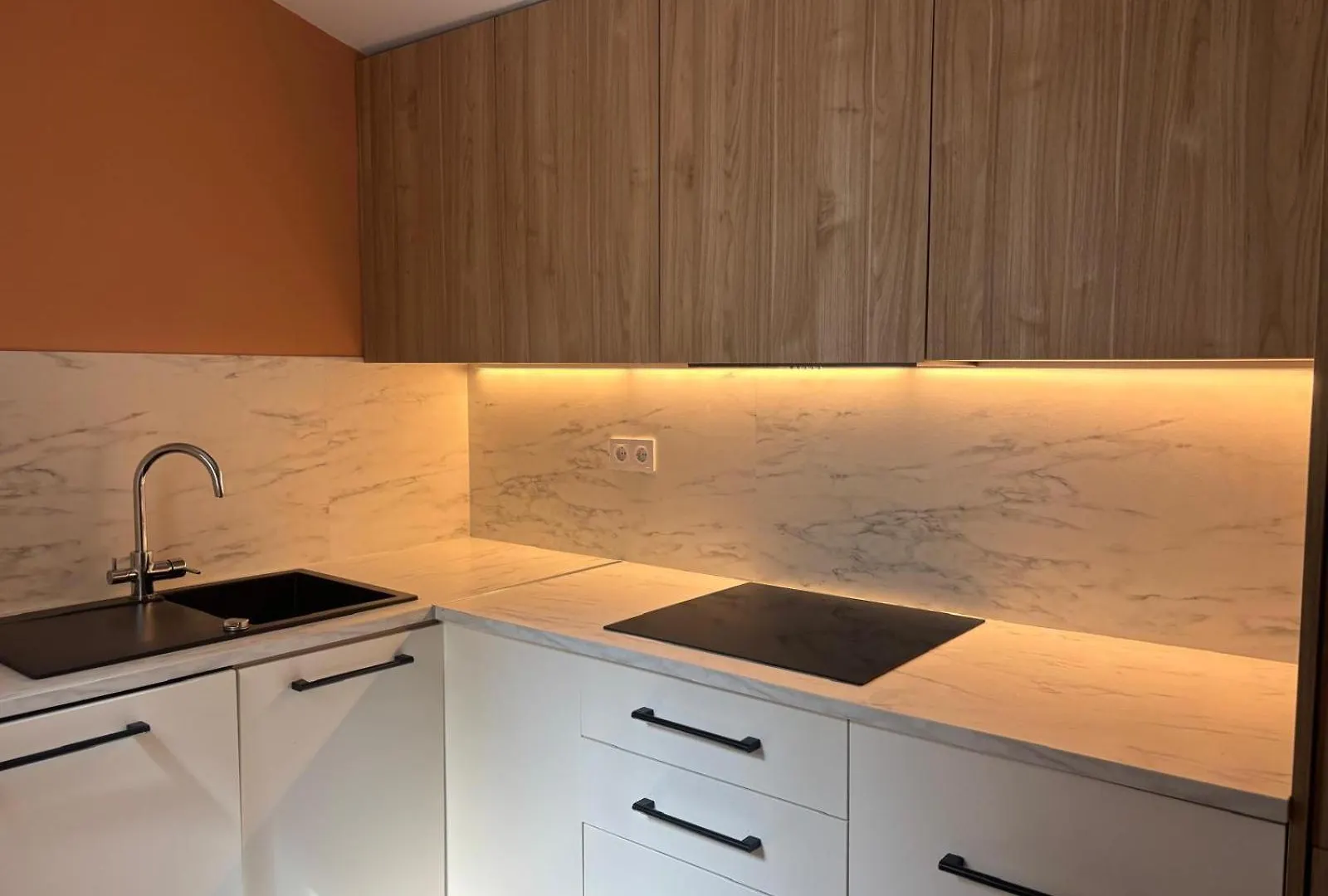 Six Apartments By Caleta Homes Málaga