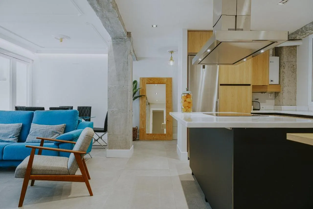 Six Apartments By Caleta Homes Málaga