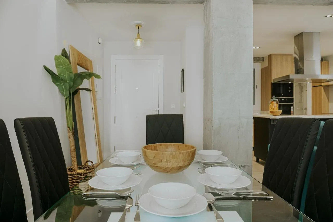Six Apartments By Caleta Homes Málaga
