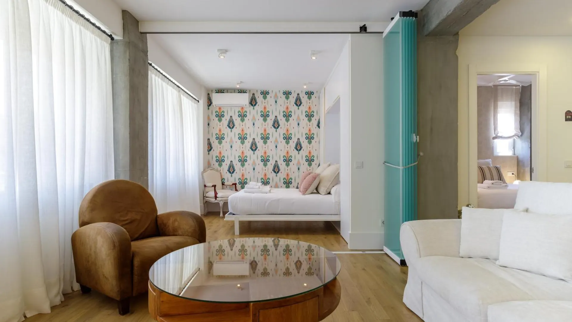 Six Apartments By Caleta Homes Málaga