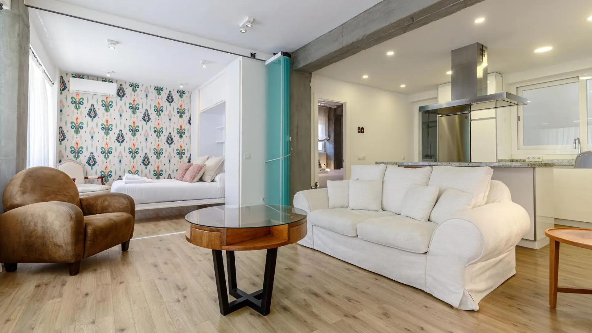 Six Apartments By Caleta Homes Málaga