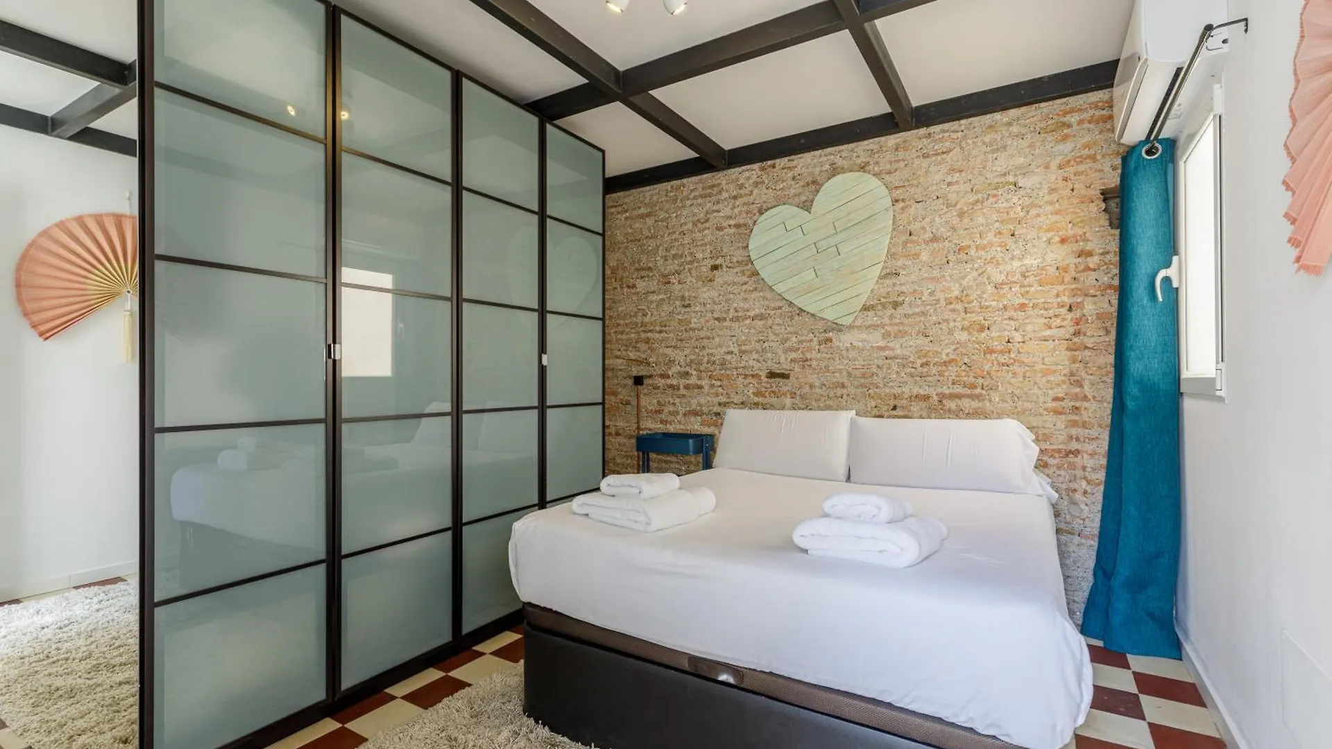 Six Apartments By Caleta Homes Málaga