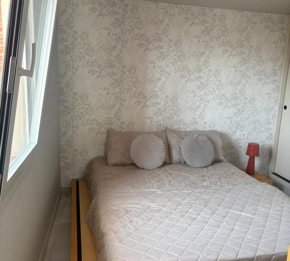 Six Apartments By Caleta Homes Malaga